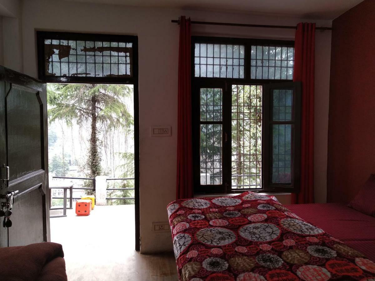 Mochila Youth Hostel Mcleod Ganj Dharamshala Exterior foto